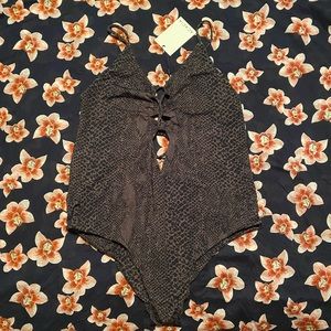 ❌SOLD❌ Acacia Kokomo in Black Snake